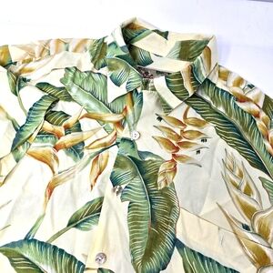 Tori Richard Camp Shirt‎ Men's Large Hawaiian Rayon Floral Cream Palm Vintage.
